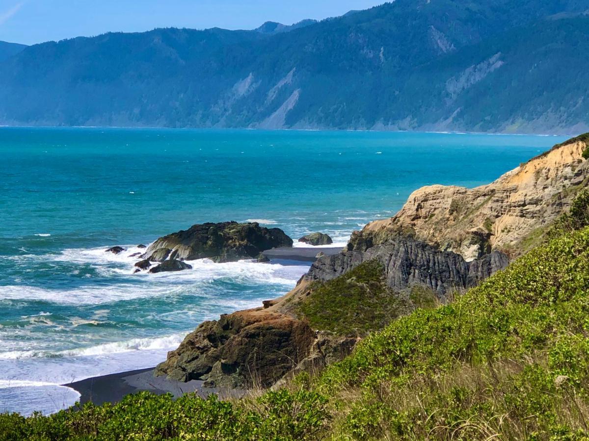 Amazing Oceanview 2 Bedroom Oceanfront! By Oceanviewhottubs Shelter Cove, Ca Tesla Ev Station Zewnętrze zdjęcie
