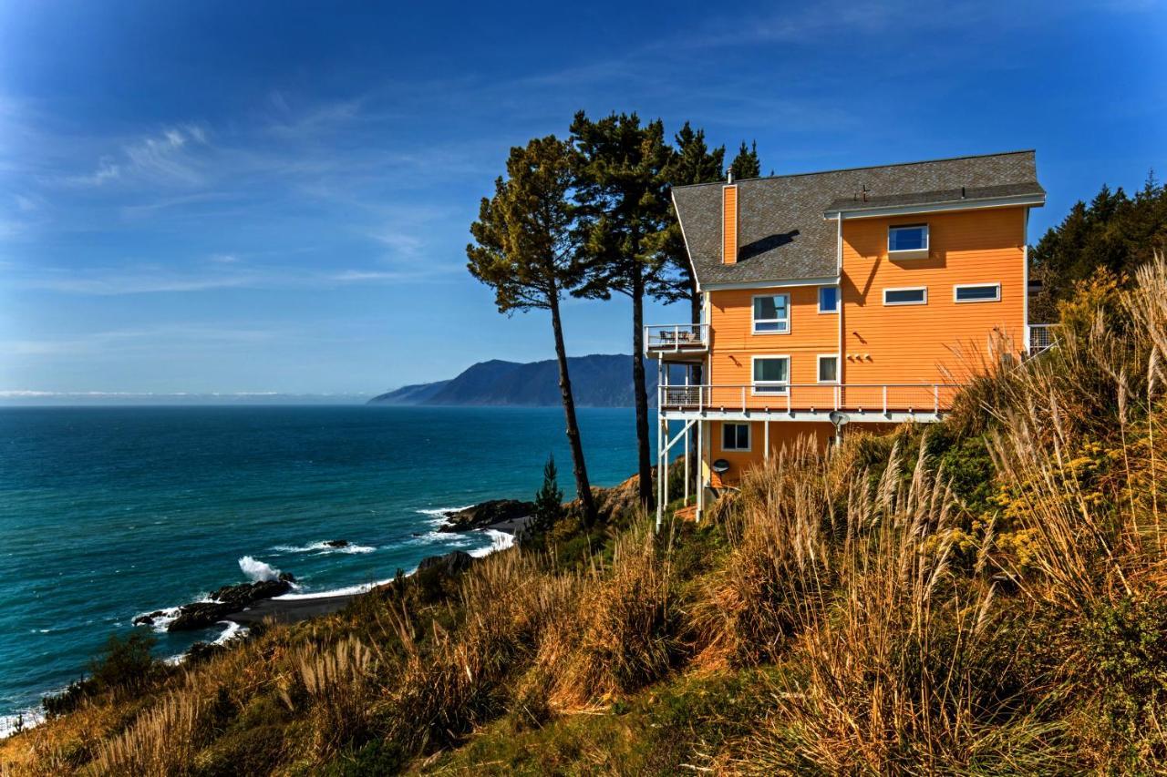 Amazing Oceanview 2 Bedroom Oceanfront! By Oceanviewhottubs Shelter Cove, Ca Tesla Ev Station Zewnętrze zdjęcie