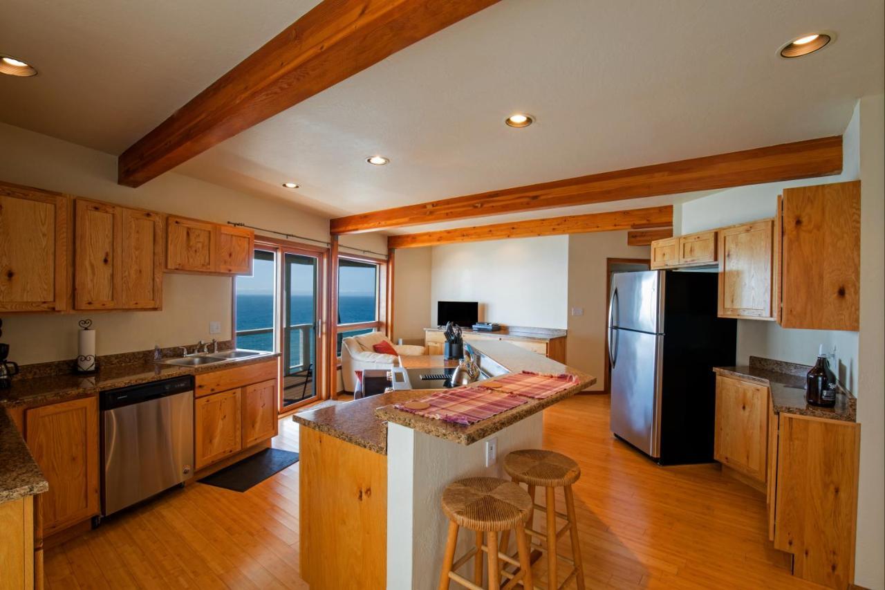 Amazing Oceanview 2 Bedroom Oceanfront! By Oceanviewhottubs Shelter Cove, Ca Tesla Ev Station Zewnętrze zdjęcie