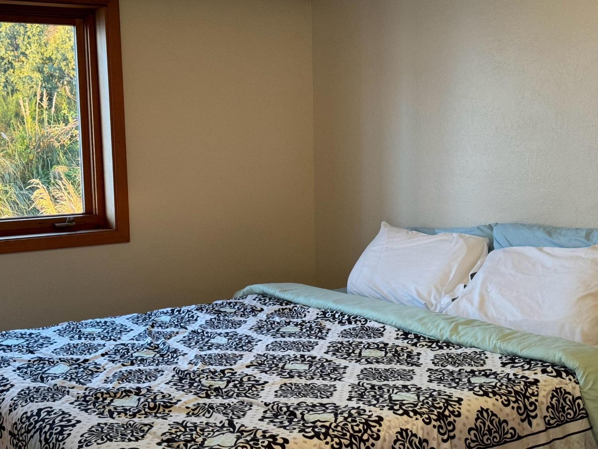 Amazing Oceanview 2 Bedroom Oceanfront! By Oceanviewhottubs Shelter Cove, Ca Tesla Ev Station Zewnętrze zdjęcie
